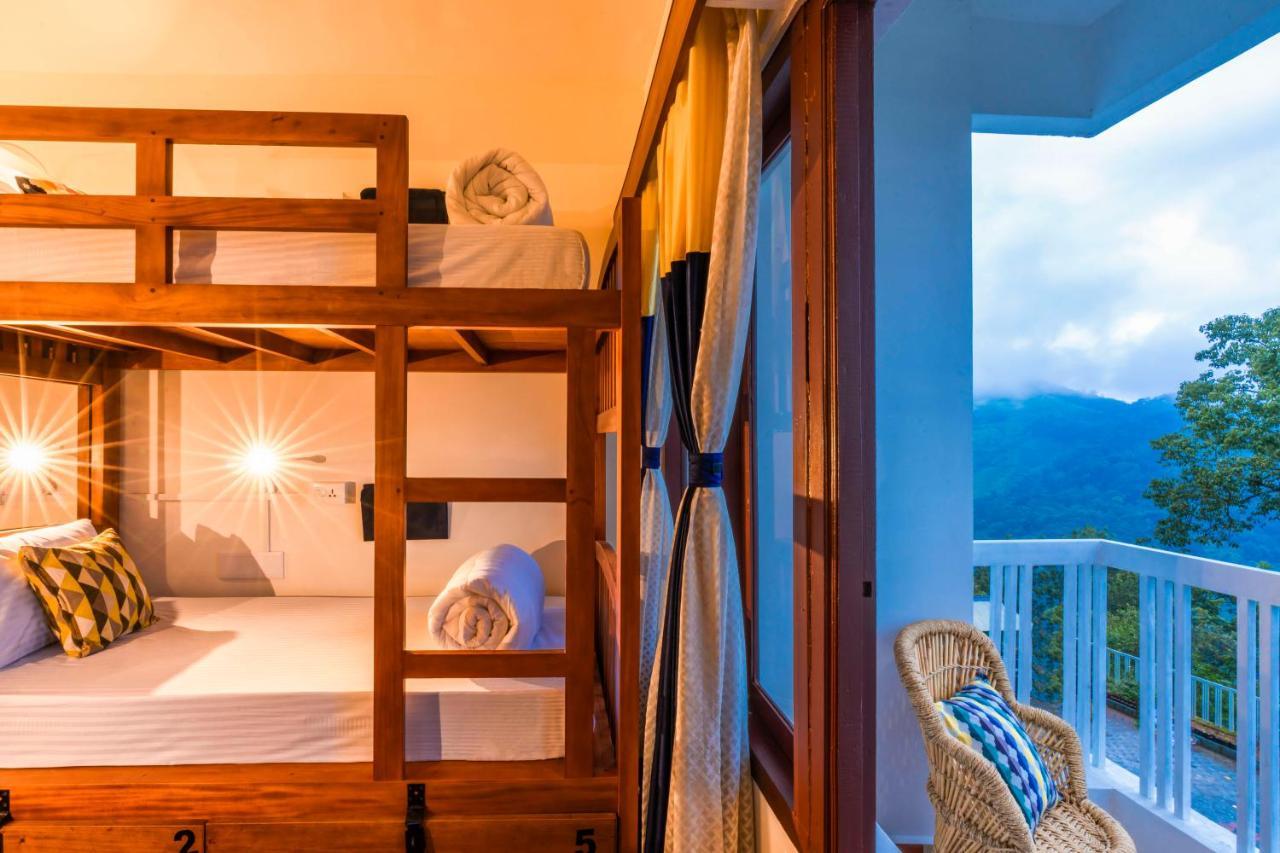 Zostel Munnar Hostel Bagian luar foto